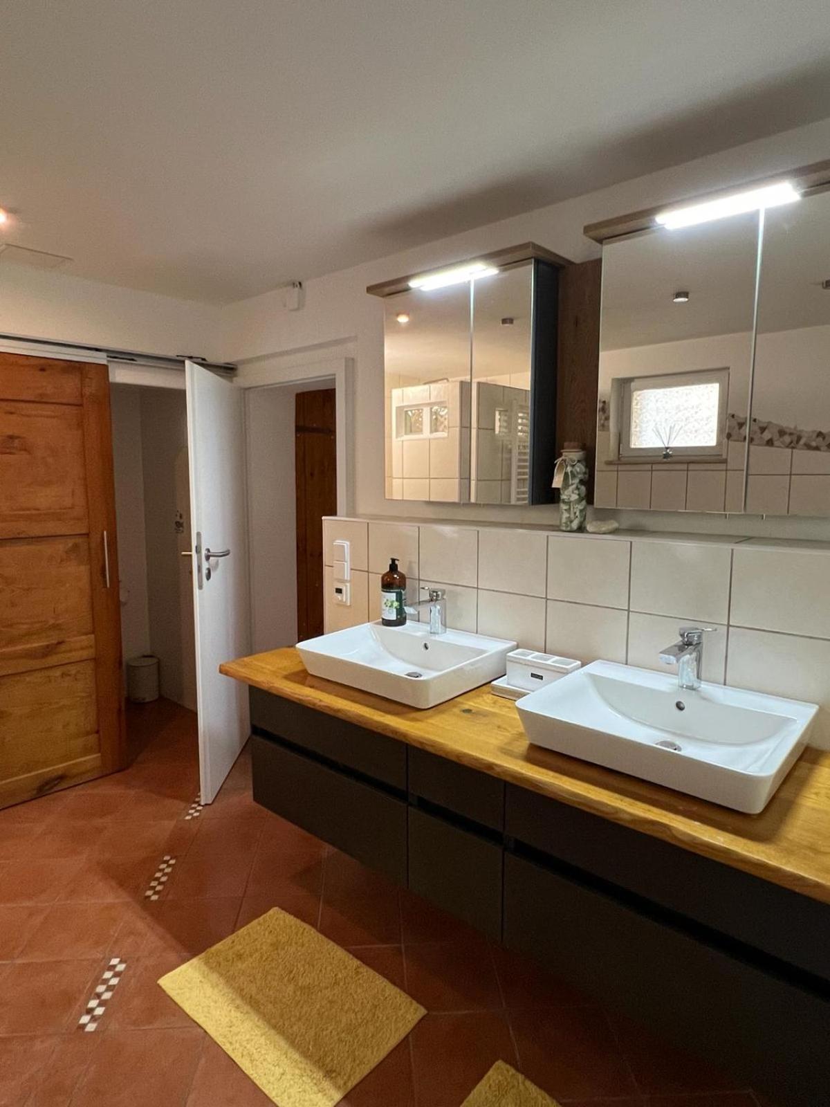 Haus Am Berzdorfer See - 3 Schlafzimmer - Ganzes Haus Zur Alleinnutzung - Terrasse - Hochwertige Ausstattung 괴를리츠 외부 사진