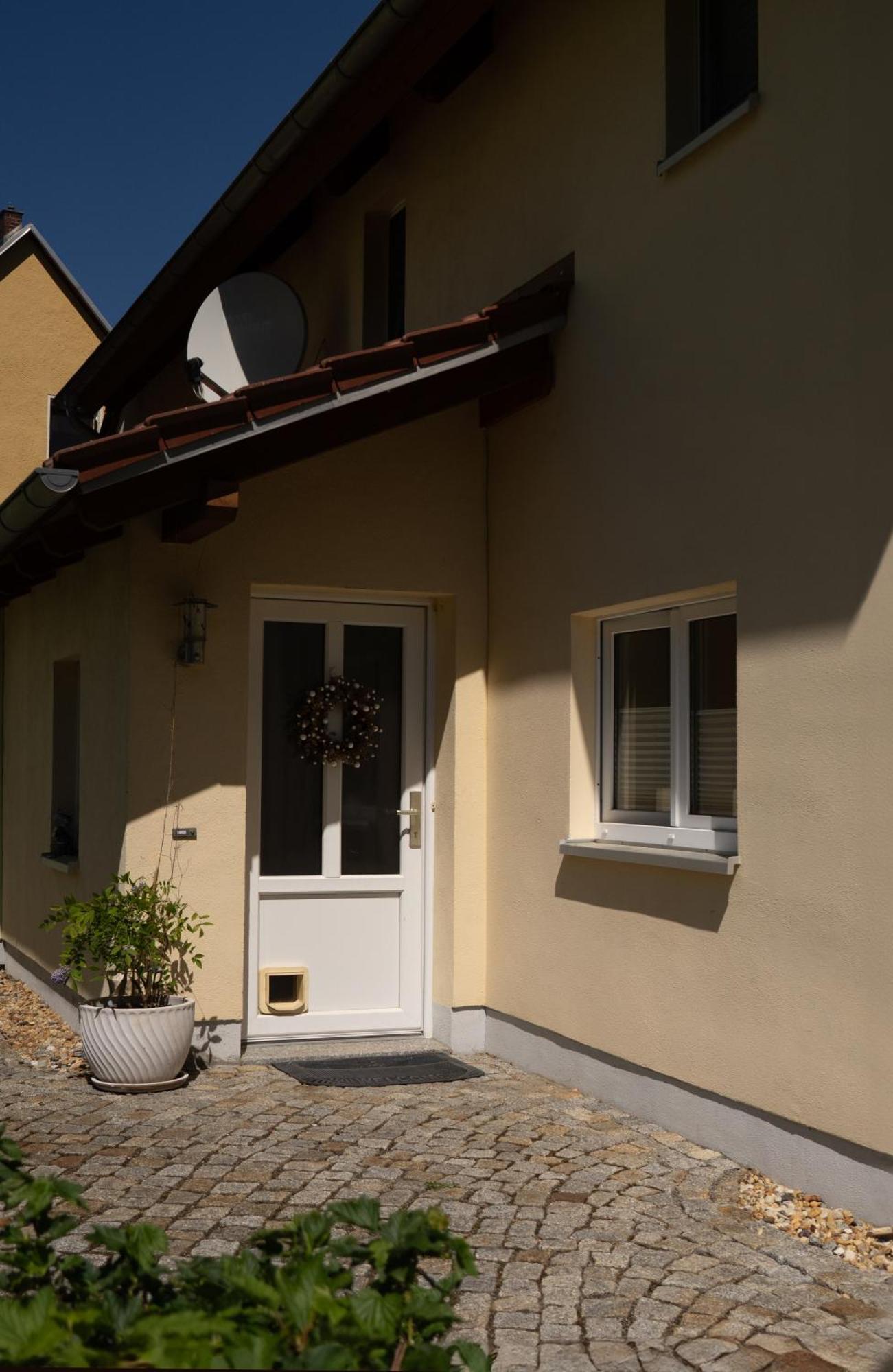 Haus Am Berzdorfer See - 3 Schlafzimmer - Ganzes Haus Zur Alleinnutzung - Terrasse - Hochwertige Ausstattung 괴를리츠 외부 사진