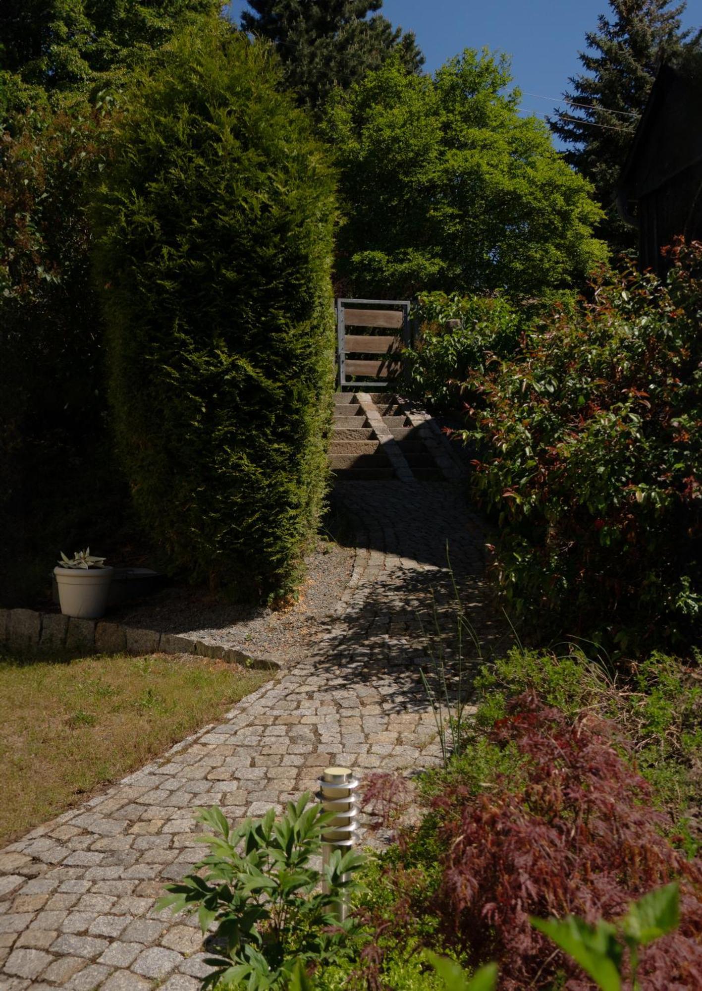 Haus Am Berzdorfer See - 3 Schlafzimmer - Ganzes Haus Zur Alleinnutzung - Terrasse - Hochwertige Ausstattung 괴를리츠 외부 사진